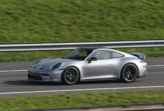 Porsche 992 GT3 Touring