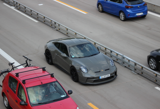 Porsche 992 S/T