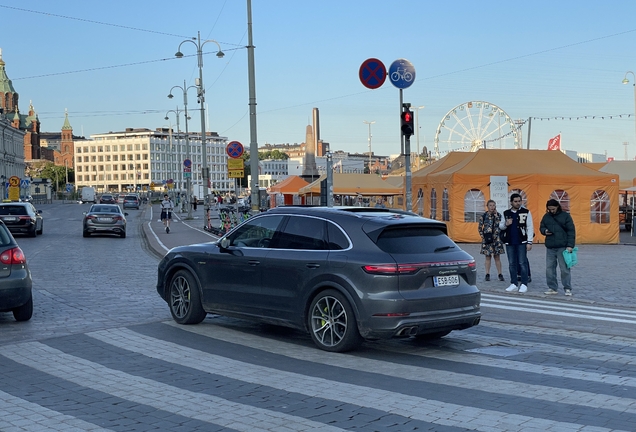 Porsche Cayenne Turbo S E-Hybrid