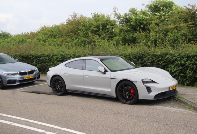 Porsche Taycan GTS