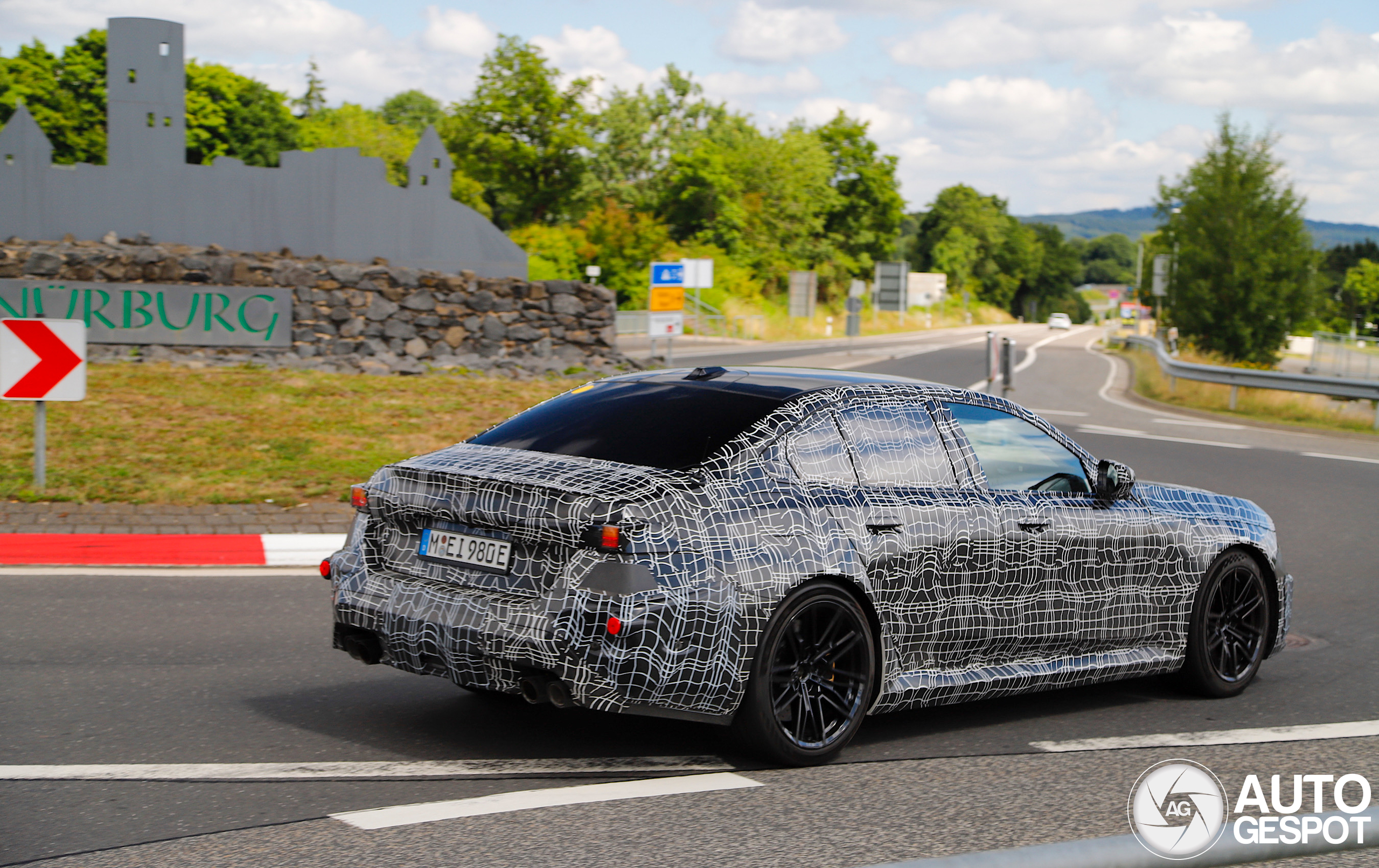 BMW M5 G90 2026