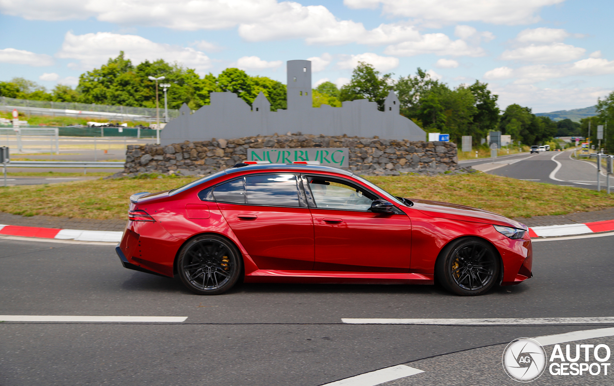 BMW M5 G90