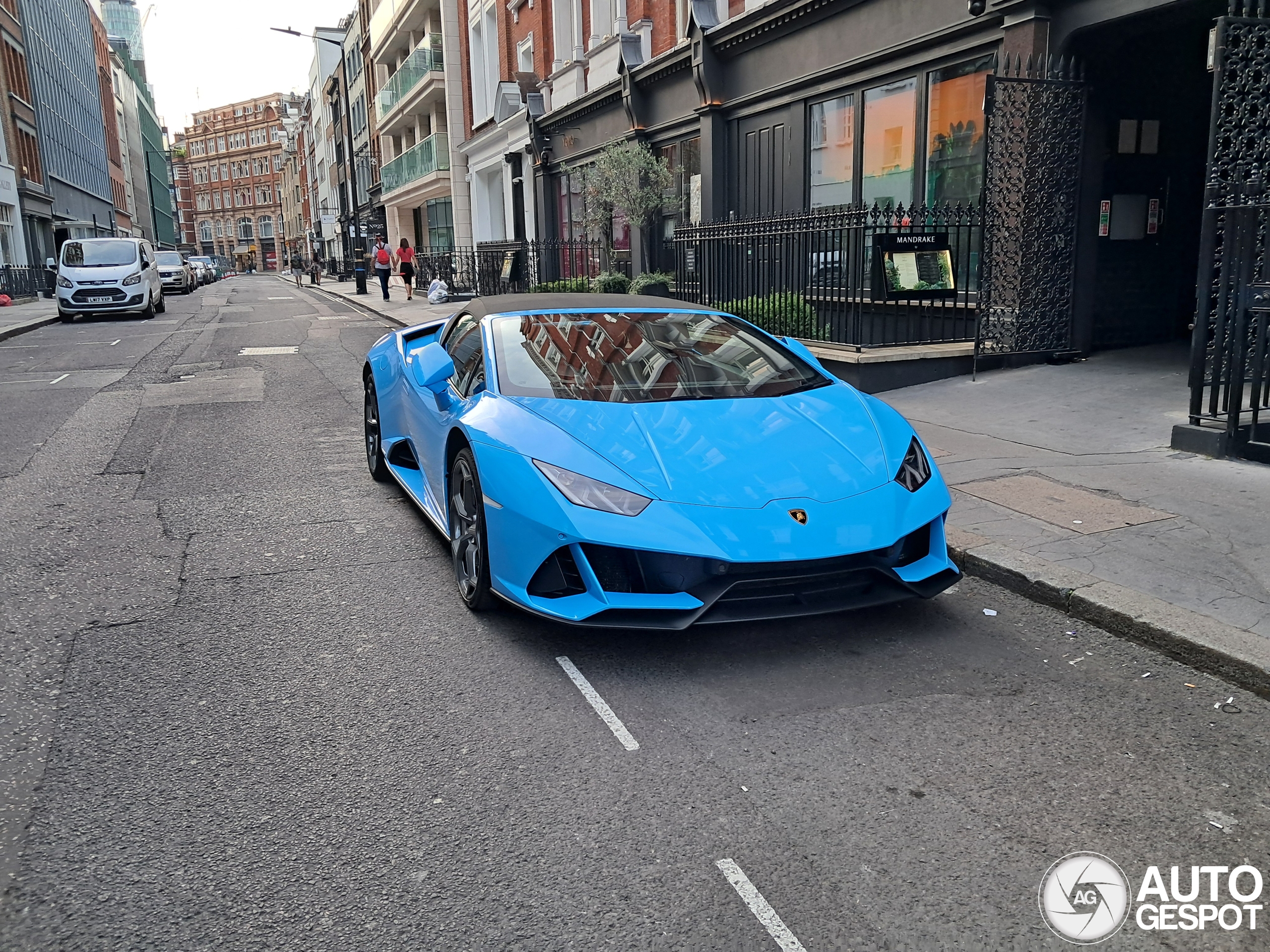 Lamborghini Huracán LP640-4 EVO Spyder