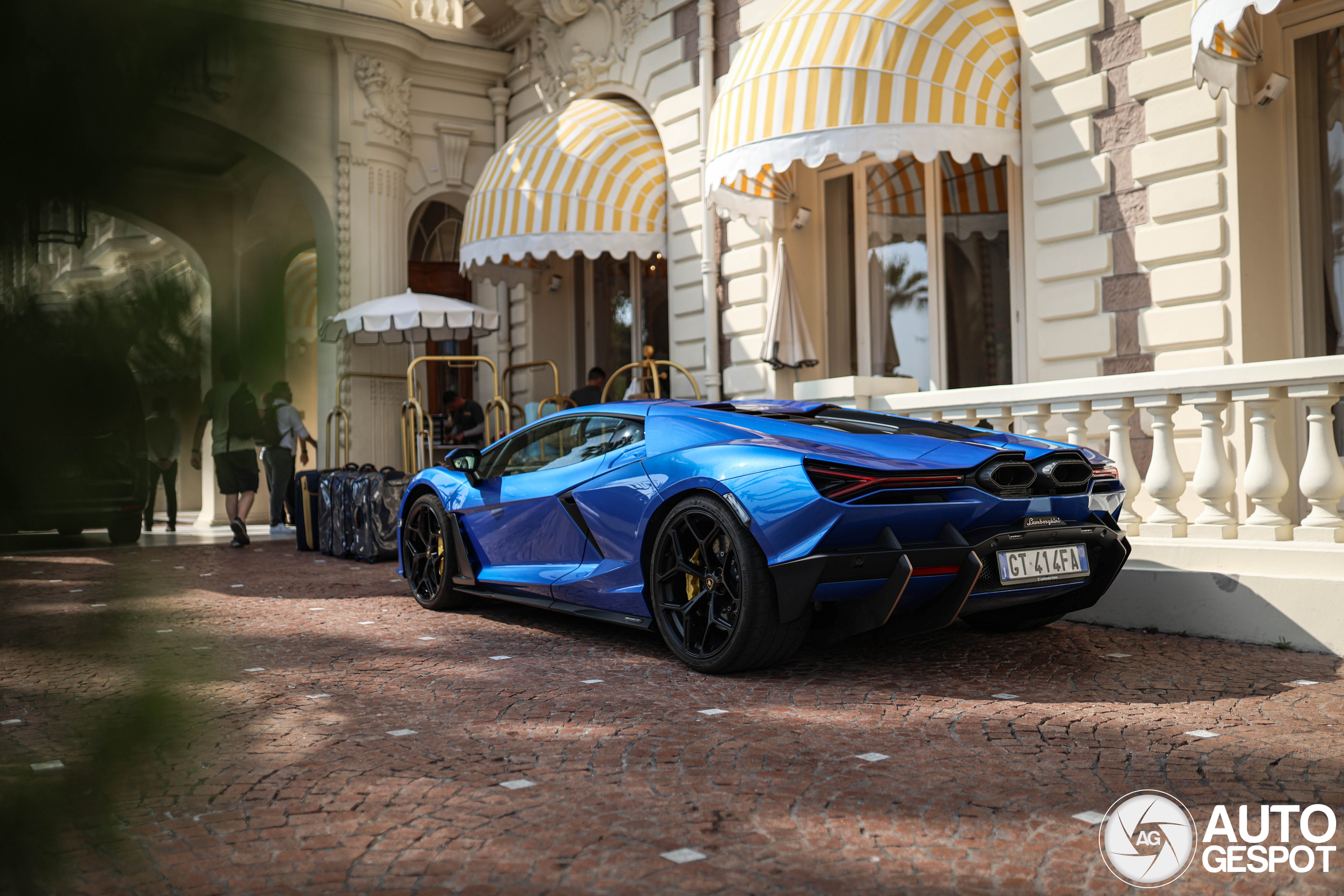 Lamborghini Revuelto