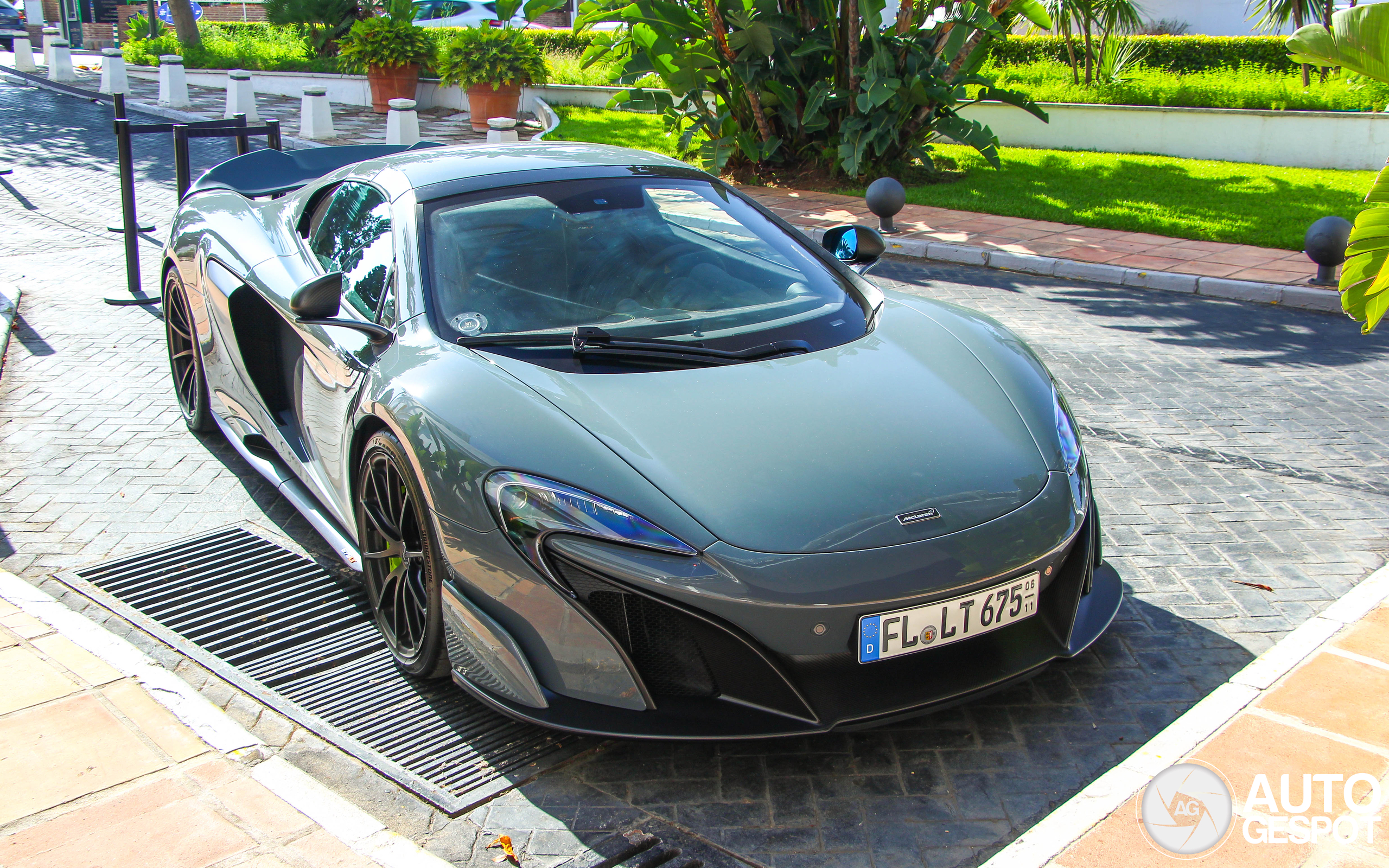 McLaren 675LT Spider