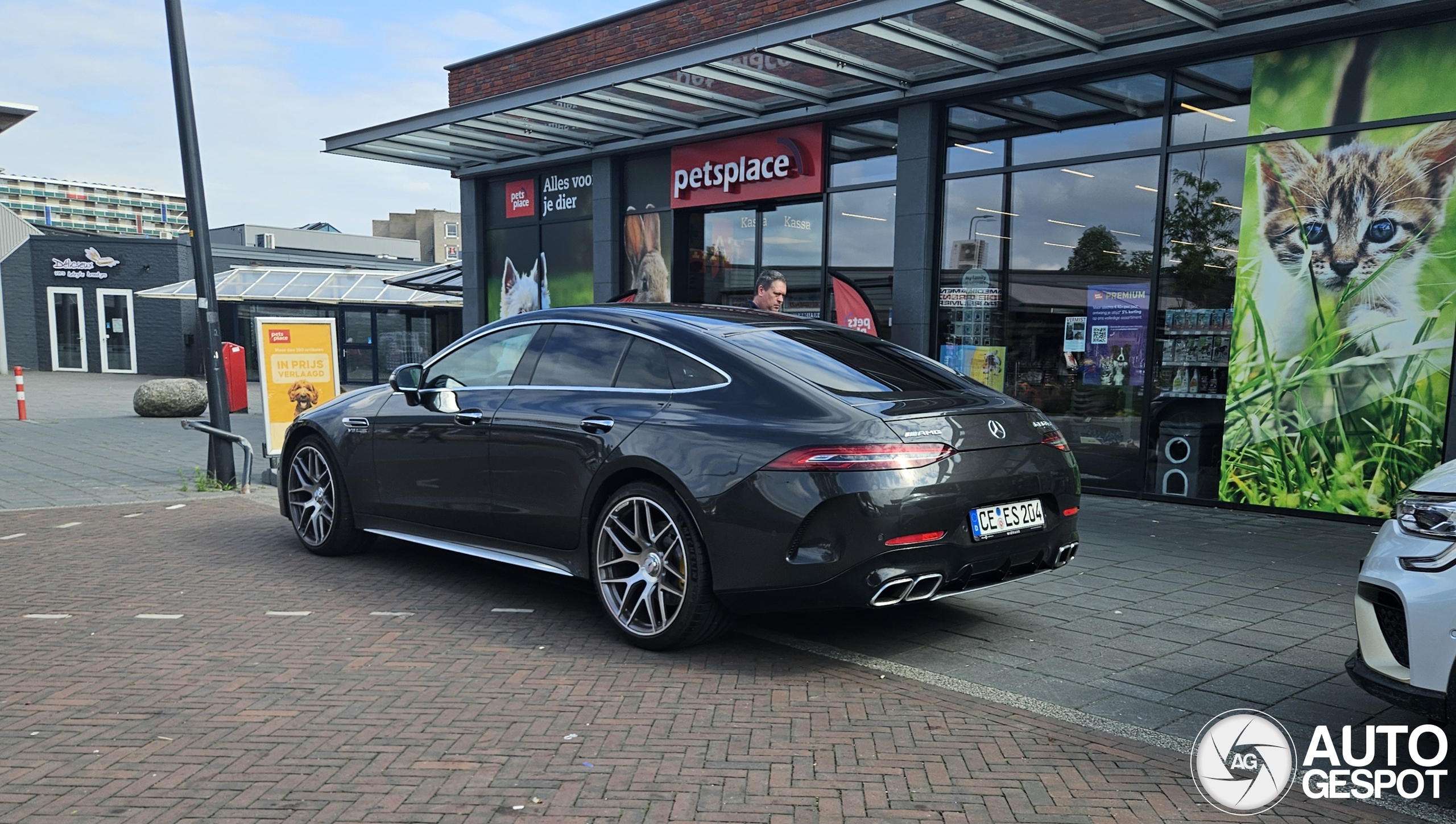 Mercedes-AMG GT 63 S X290