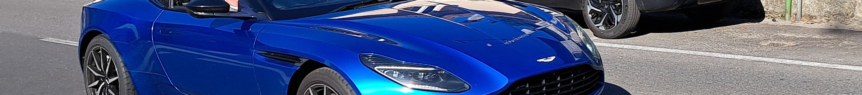 Aston Martin DB11 V8