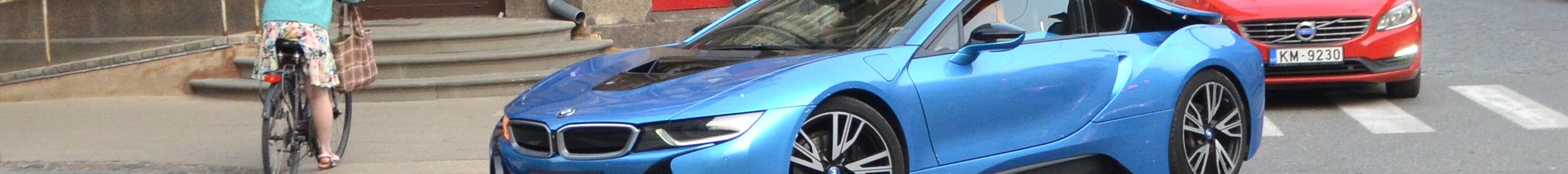 BMW i8