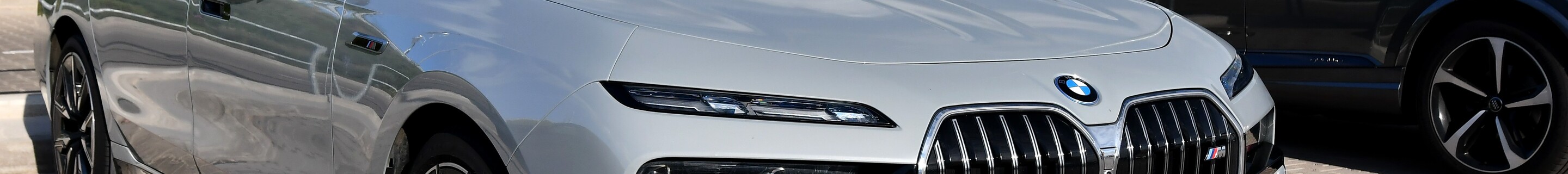 BMW M760e xDrive
