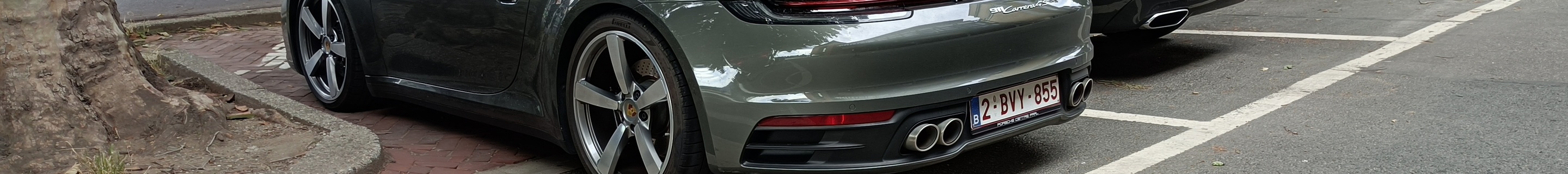 Porsche 992 Carrera 4S
