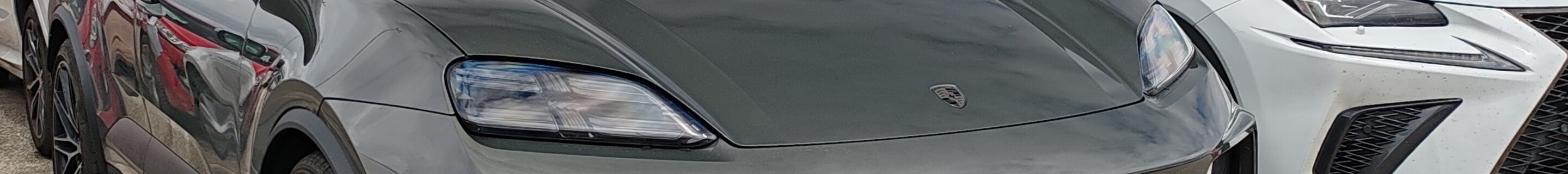 Porsche Macan EV Turbo