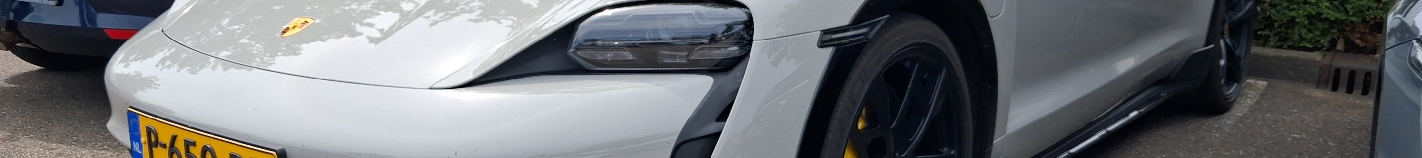 Porsche Taycan Turbo S Cross Turismo MkI