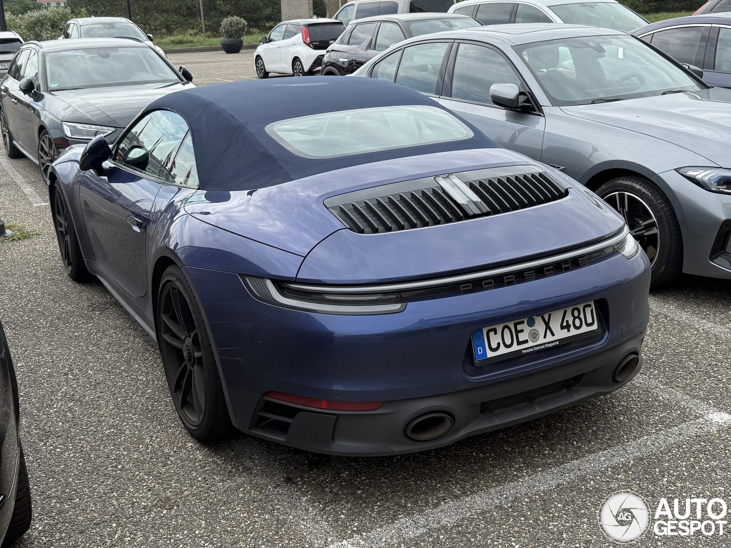 Porsche 992 Carrera 4 GTS Cabriolet MkI