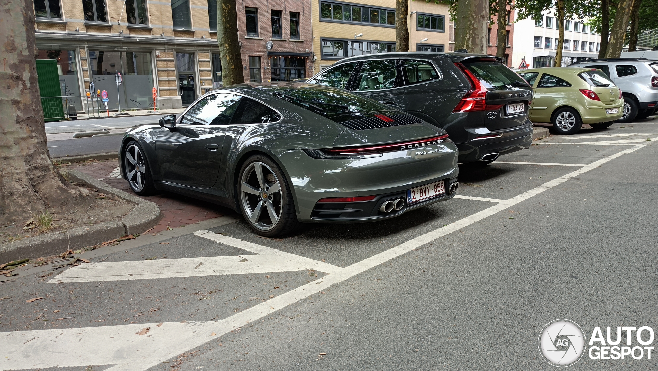 Porsche 992 Carrera 4S