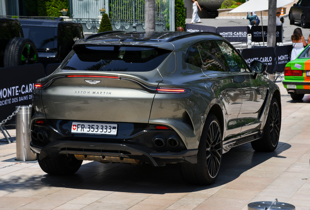 Aston Martin DBX707