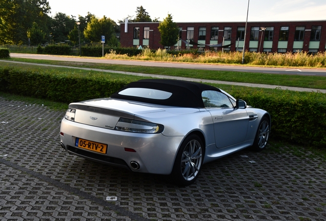 Aston Martin V8 Vantage Roadster