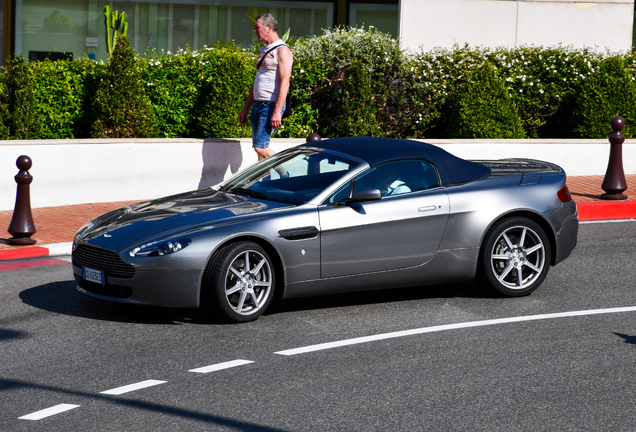 Aston Martin V8 Vantage Roadster