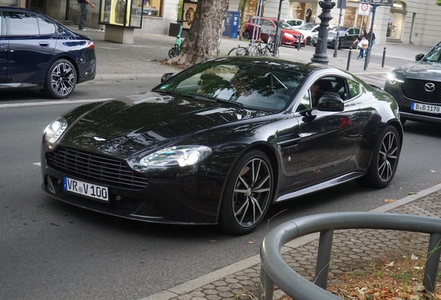 Aston Martin V8 Vantage S