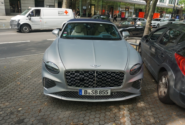 Bentley Continental GTC Mulliner 2025