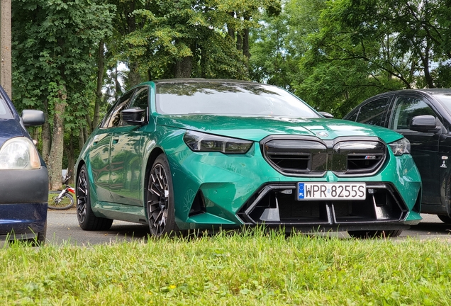 BMW M5 G90
