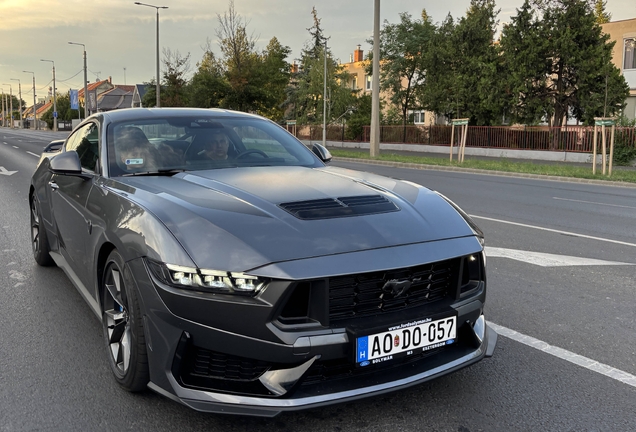 Ford Mustang Dark Horse 2024