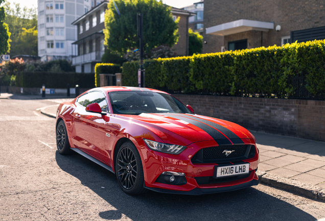 Ford Mustang GT 2015