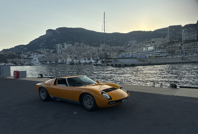Lamborghini Miura P400 SV