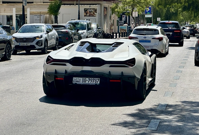 Lamborghini Revuelto