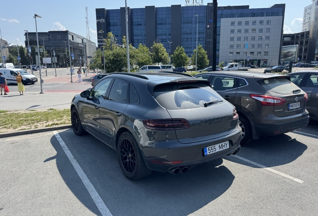 Porsche 95B Macan GTS