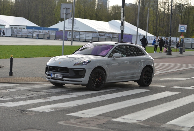 Porsche 95B Macan GTS MkIII