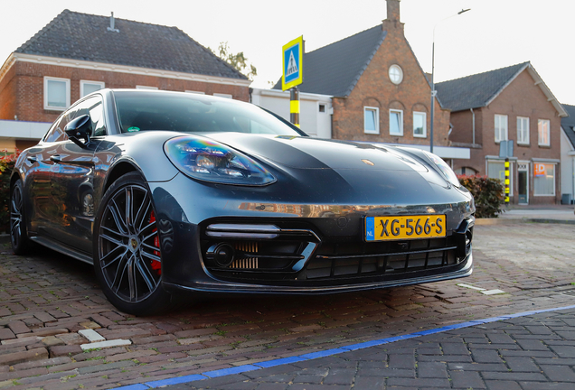 Porsche 971 Panamera GTS Sport Turismo