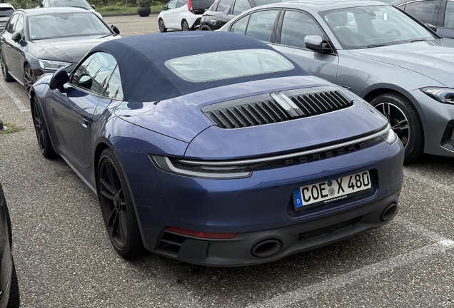 Porsche 992 Carrera 4 GTS Cabriolet