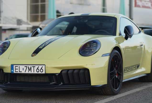 Porsche 992 Carrera 4 GTS MkII