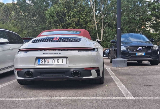 Porsche 992 Carrera 4S Cabriolet