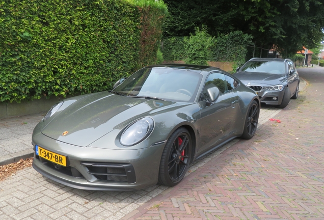 Porsche 992 Carrera GTS