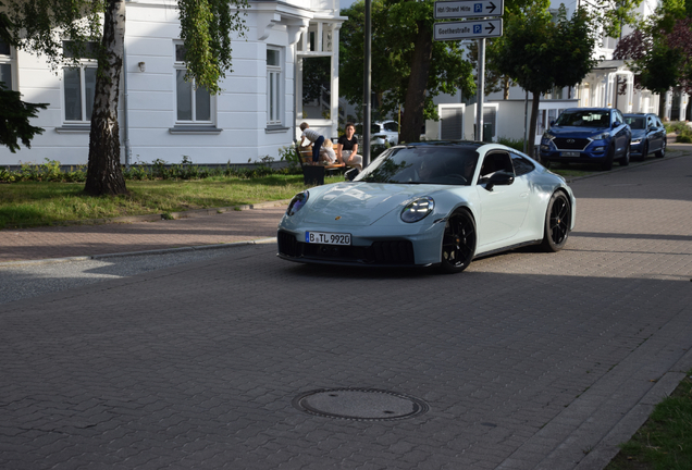 Porsche 992 Carrera GTS MkII