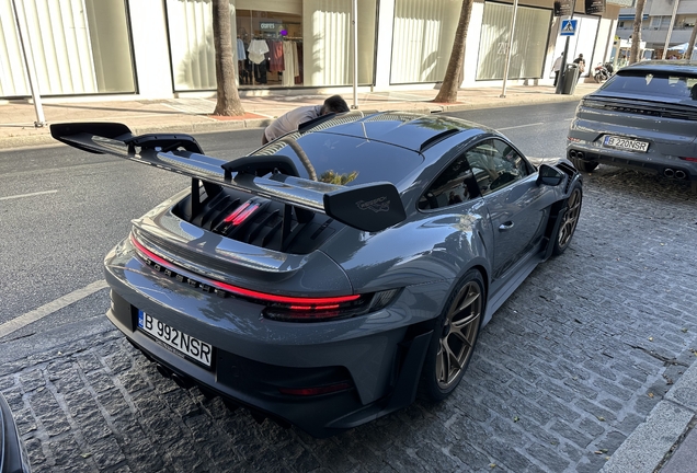 Porsche 992 GT3 RS Weissach Package