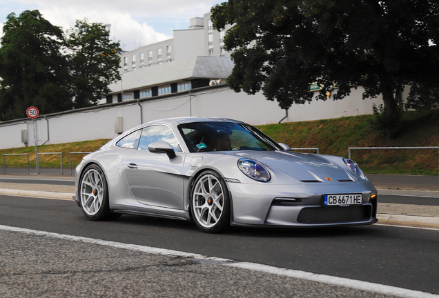 Porsche 992 S/T
