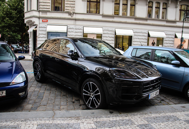 Porsche Cayenne Coupé Turbo E-Hybrid