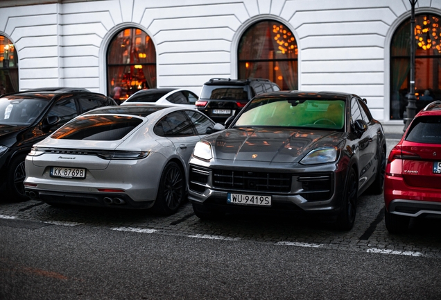 Porsche Cayenne Coupé Turbo E-Hybrid