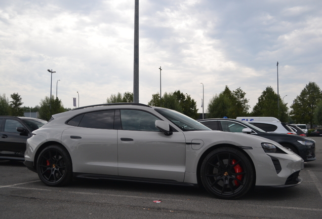 Porsche Taycan GTS
