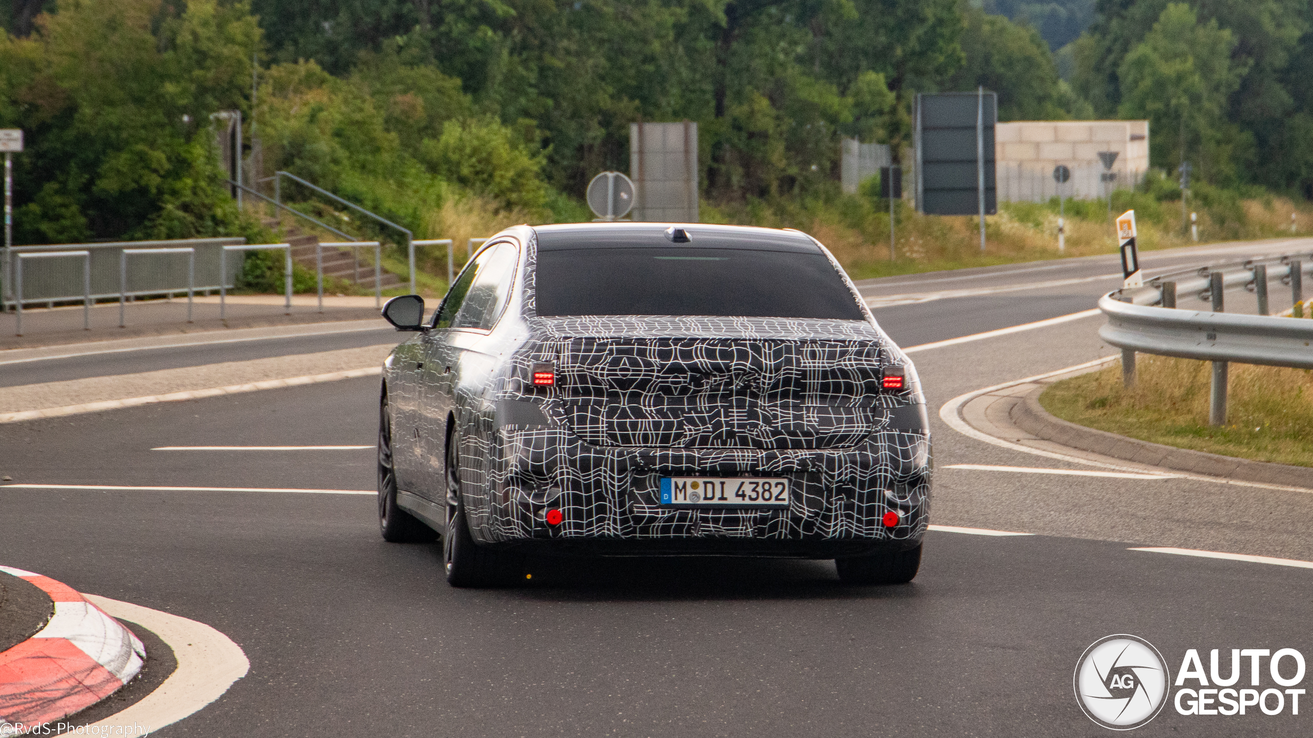BMW 7 Series G70 2026
