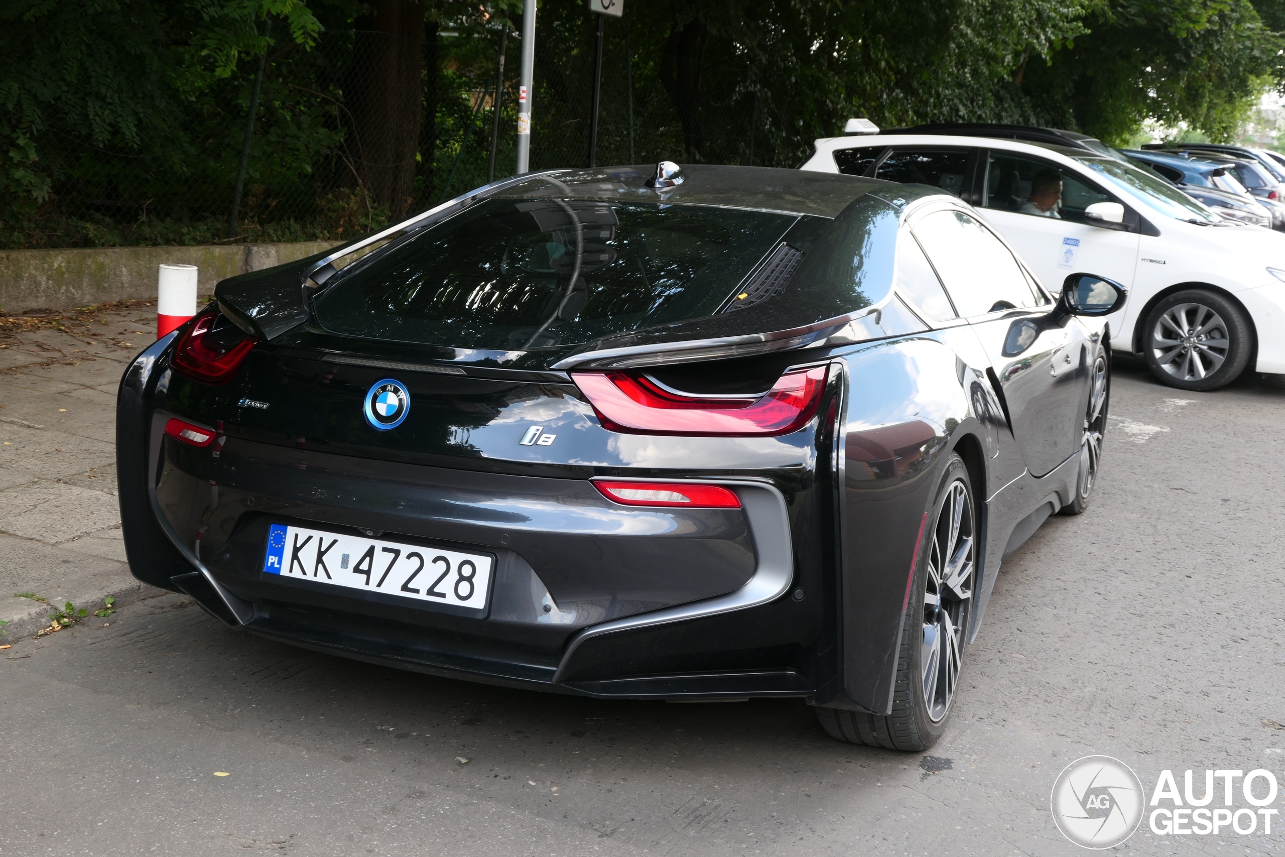 BMW i8