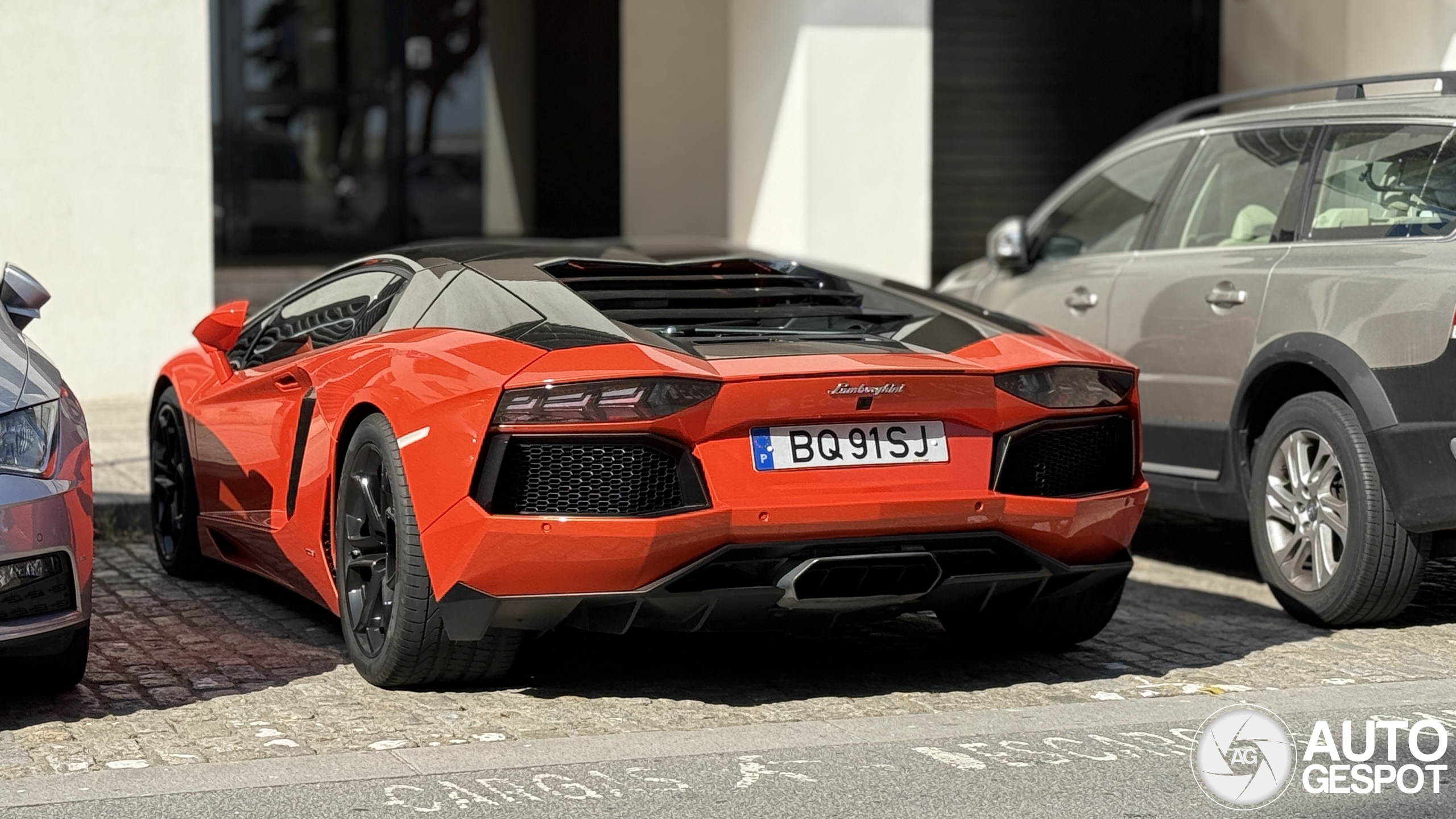 Lamborghini Aventador LP700-4