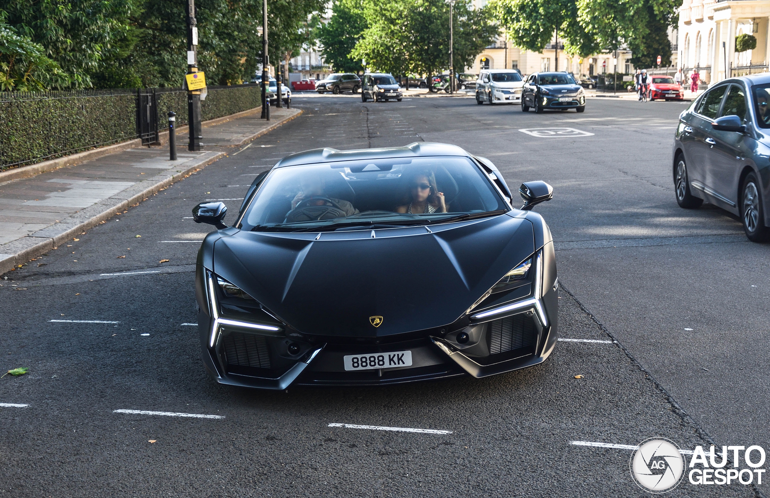 Lamborghini Revuelto