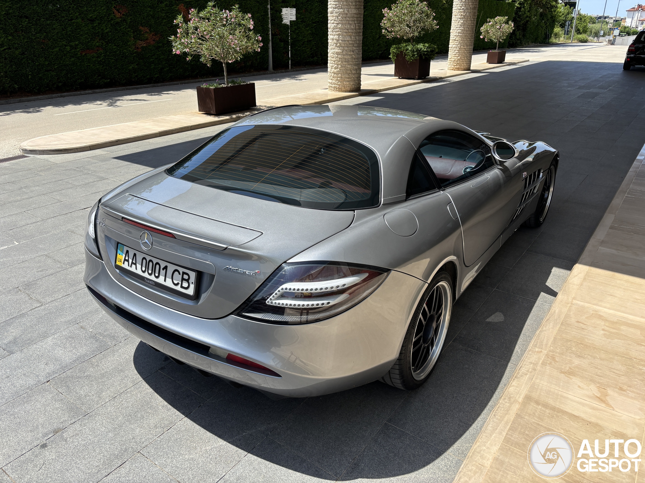Mercedes-Benz SLR McLaren