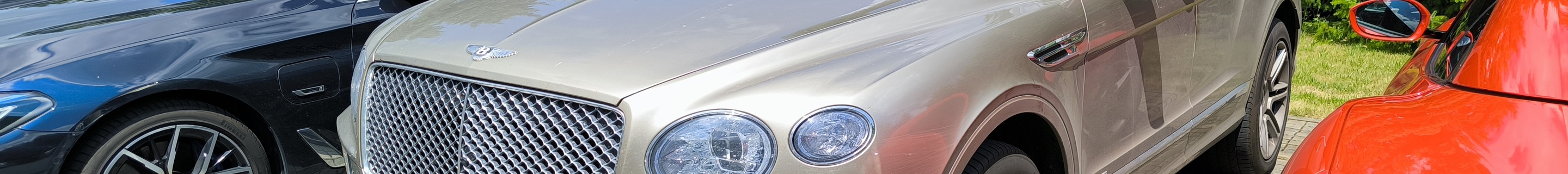 Bentley Bentayga Azure