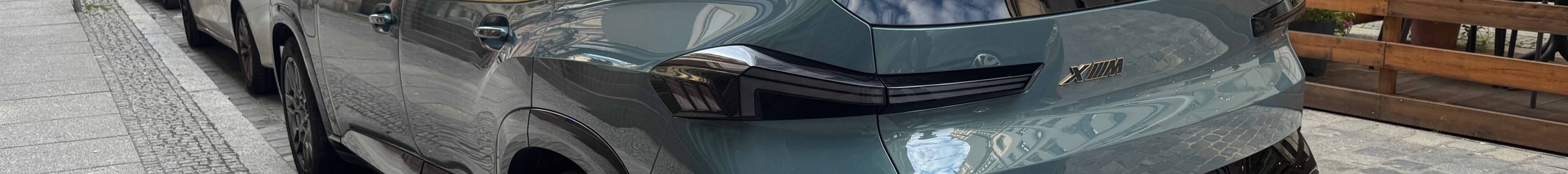 BMW XM G09