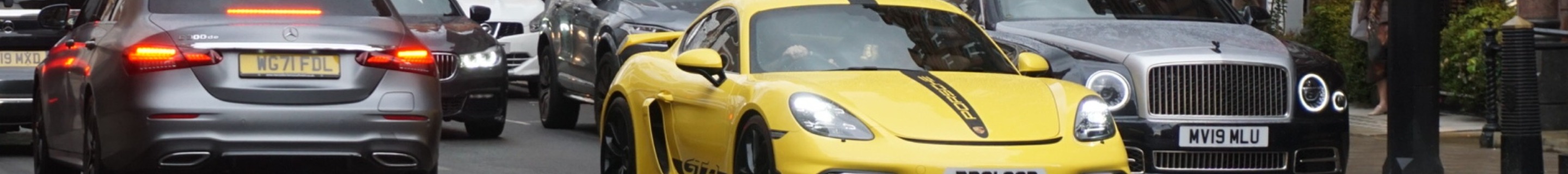 Porsche 718 Cayman GT4