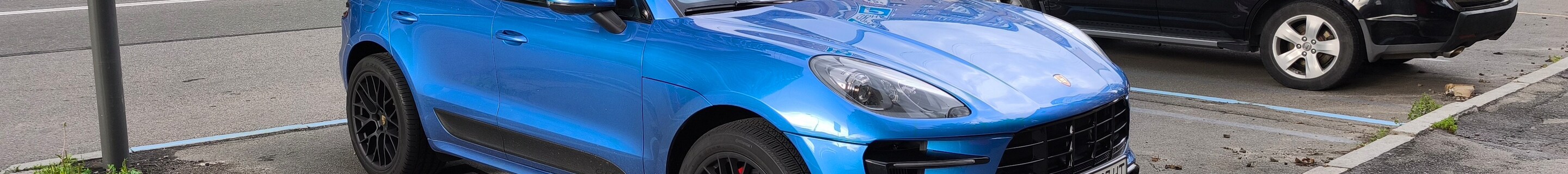 Porsche 95B Macan GTS